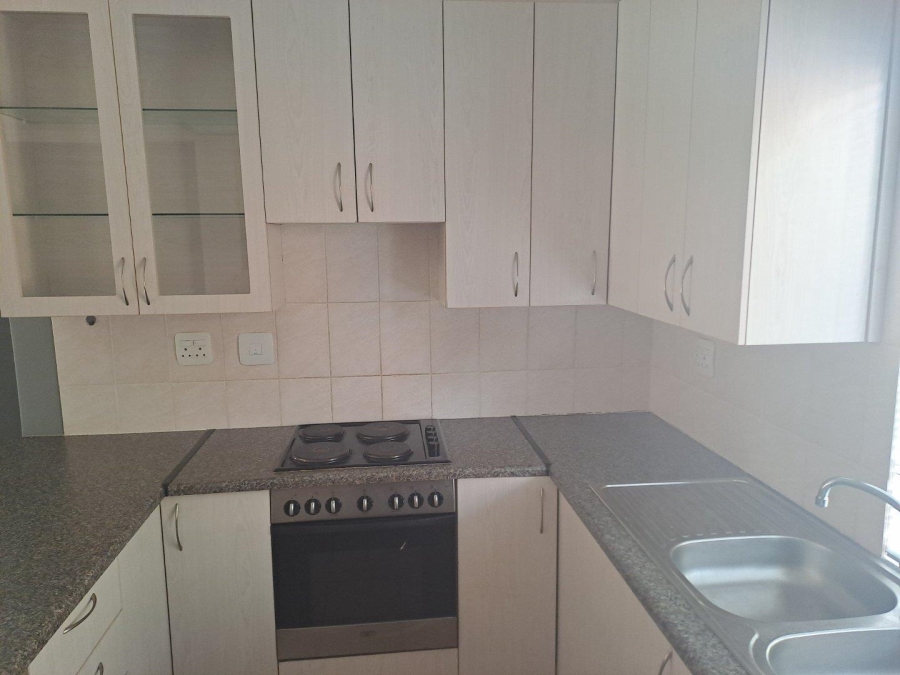 2 Bedroom Property for Sale in Langenhovenpark Free State